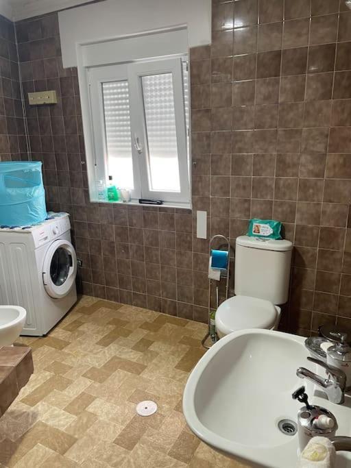 פיניסטרה Specious Room Near The Sea מראה חיצוני תמונה